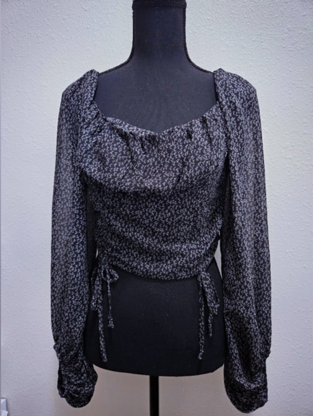 PAPER MOON Scrunched Crop Top
